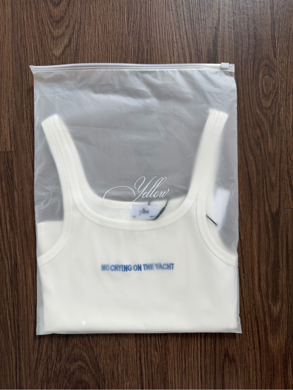 BNWT No Crying On The Yacht Tank - Picture 3 of 3